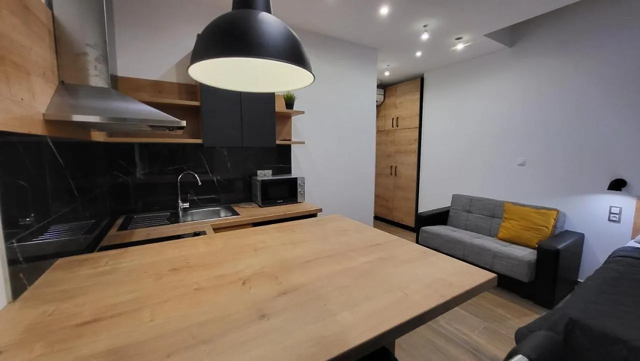 Imperial Central Residences West Rijeka 0*,  Croacia